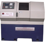 德驅(qū)馳 CJK 6132數(shù)控機(jī)床
