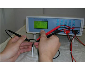 德工 手機(jī)電池測(cè)試儀