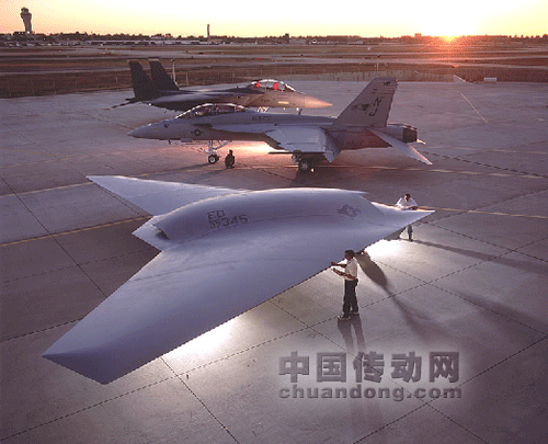 美國“全球鷹”無人機(jī)將對(duì)抗中國航母