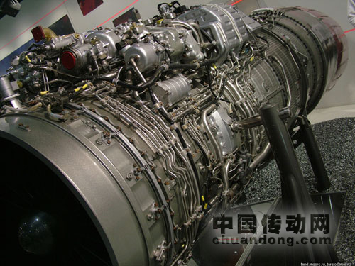 117S型渦扇發(fā)動(dòng)機(jī)